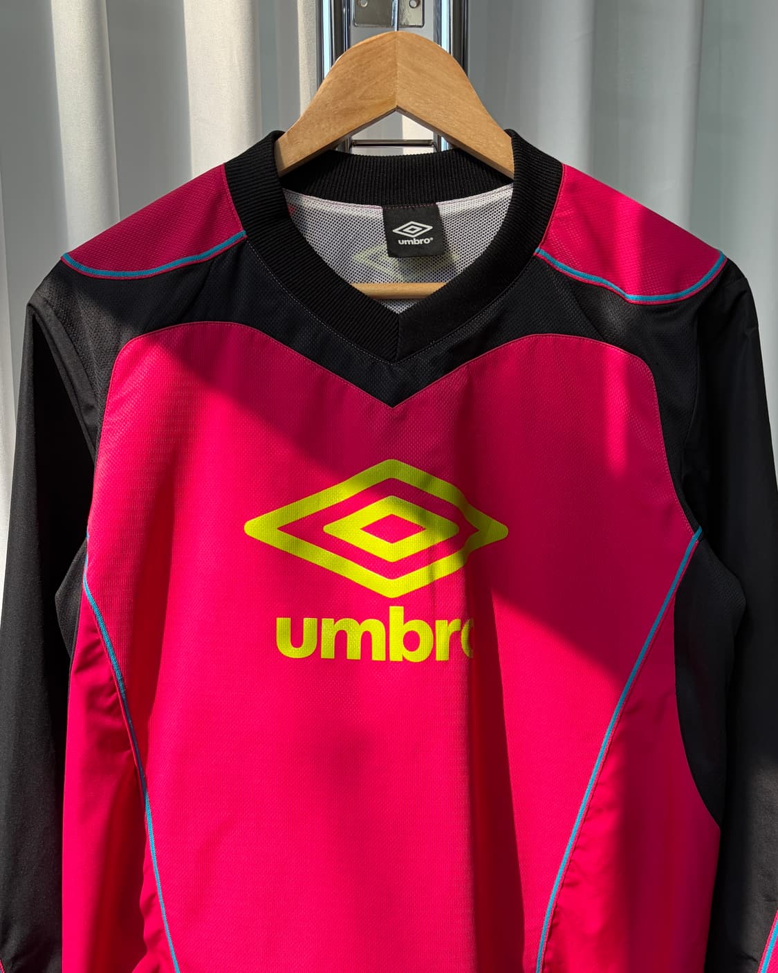 [M]엄브로 JPN 올드스쿨 핑크 웜업 바람막이 상품이미지5