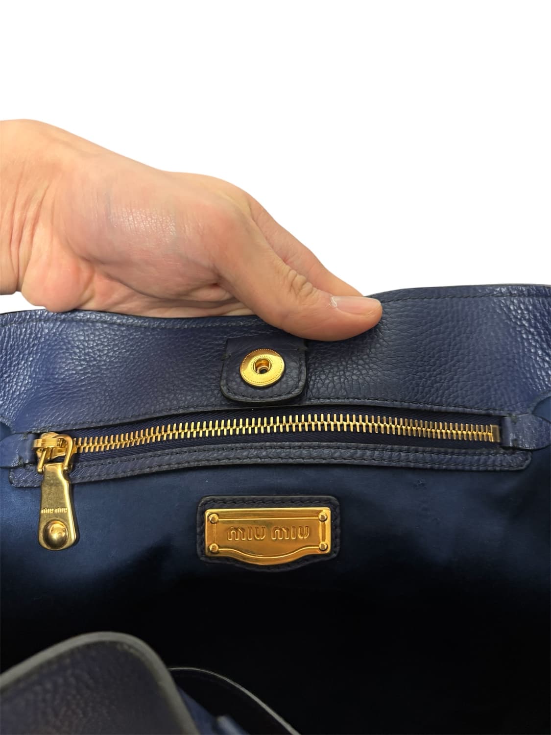 [정품] 미우미우 네이비 레더 토트백 겸 크로스백 상품이미지3