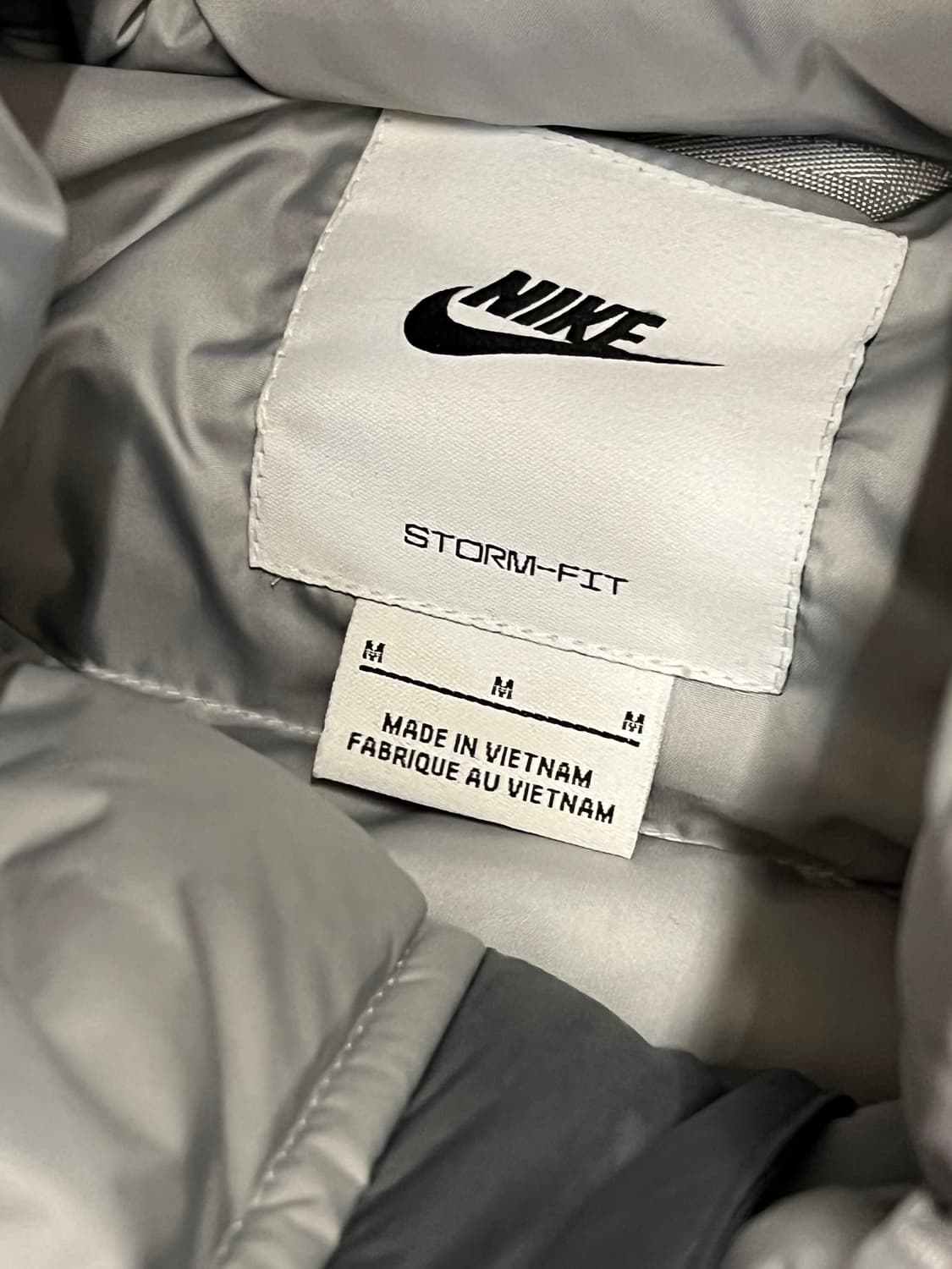 나이키 스톰핏 윈드 다운 패딩 처분  상품이미지3