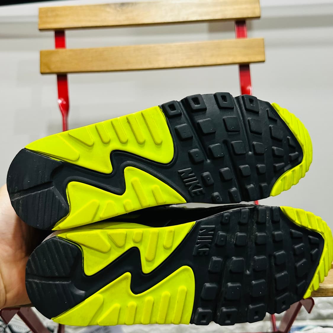 235) 나이키 운동화 여성 여자 신발 에어맥스90 형광 상품이미지6