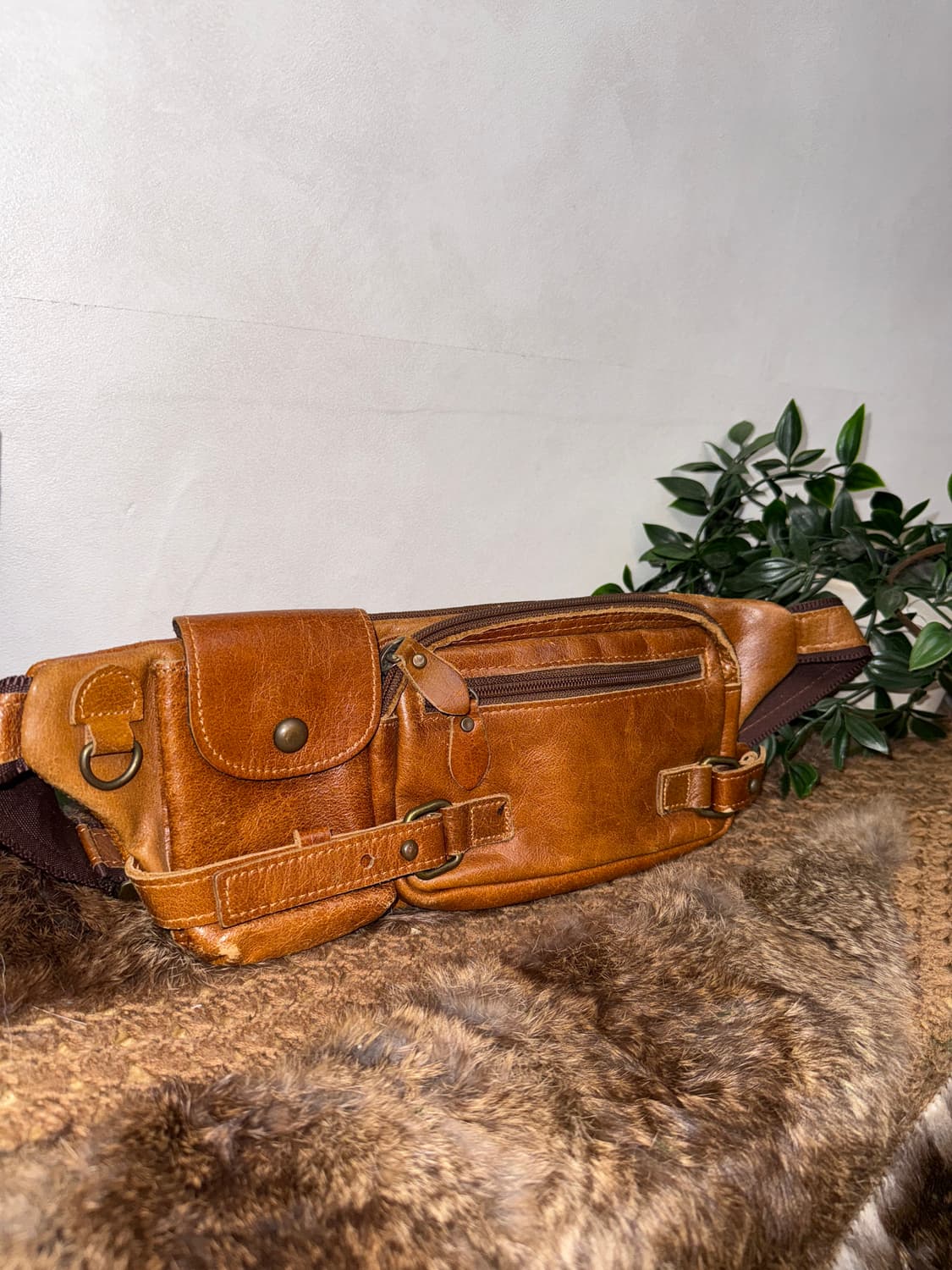 Camel brown buckle pocket belt bag 상품이미지2