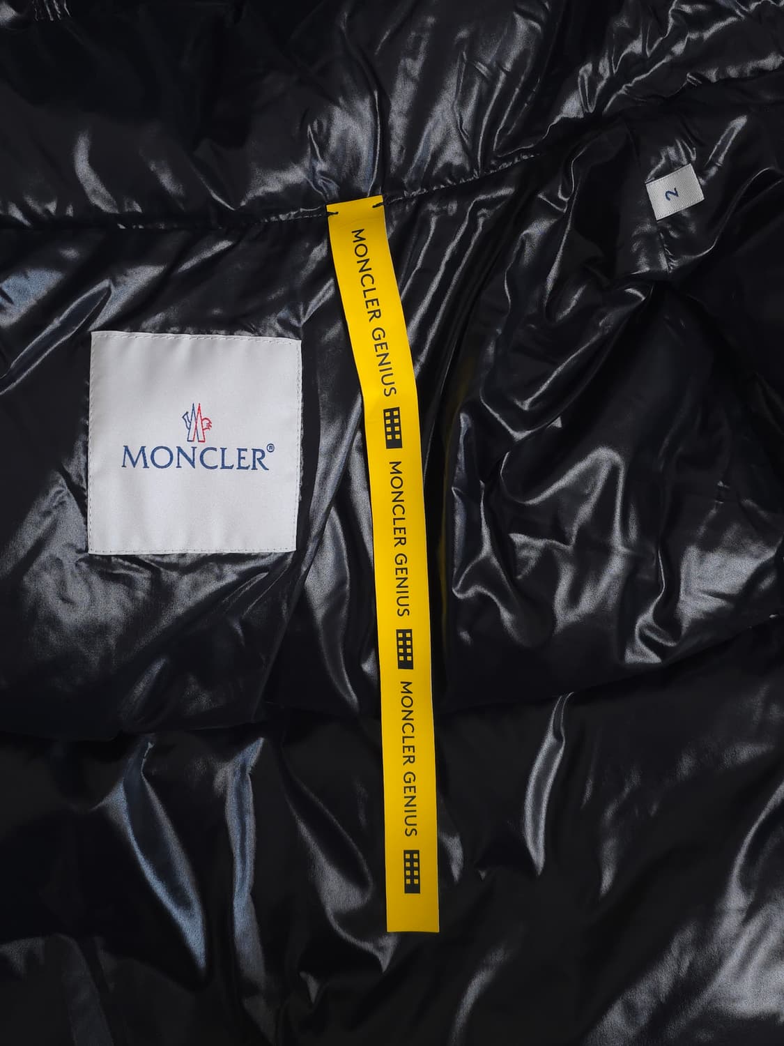 [2] 몽클레어 알릭스 22FW 알몬드 패딩 블랙 상품이미지8