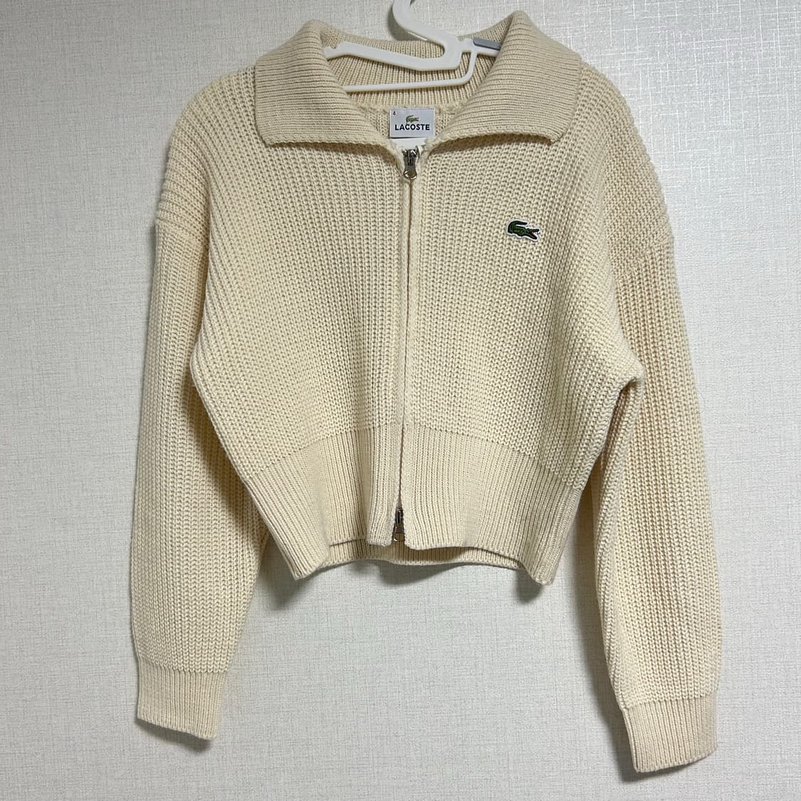 라코스테 일본판 카라 투웨이 크롭 니트 집업 아이보리  상품이미지3