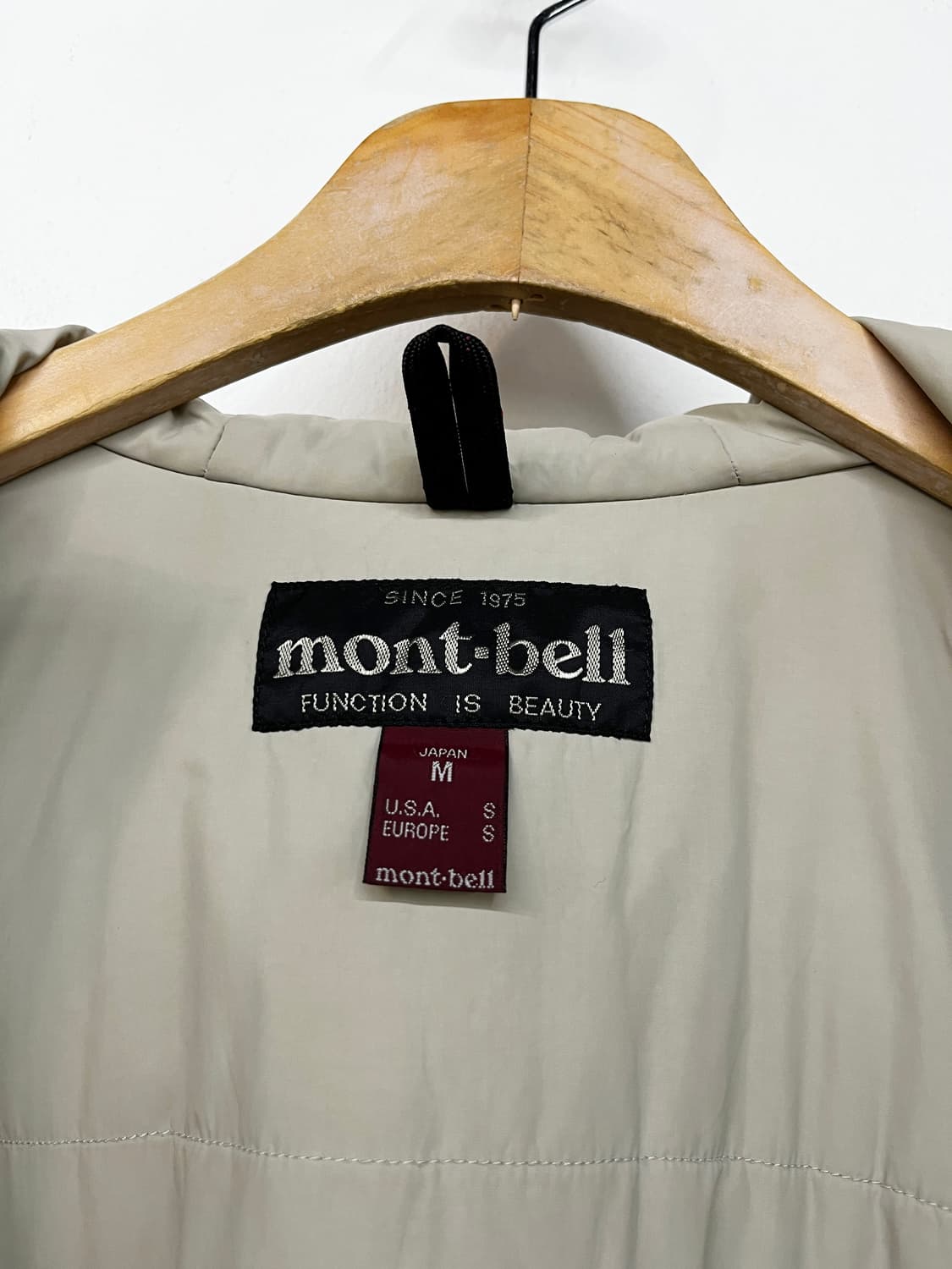 몽벨 바람막이 점퍼 상품이미지9