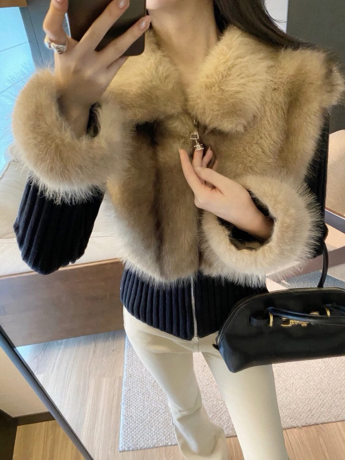 26SS 셀린느 트리밍니트집업 상품이미지4