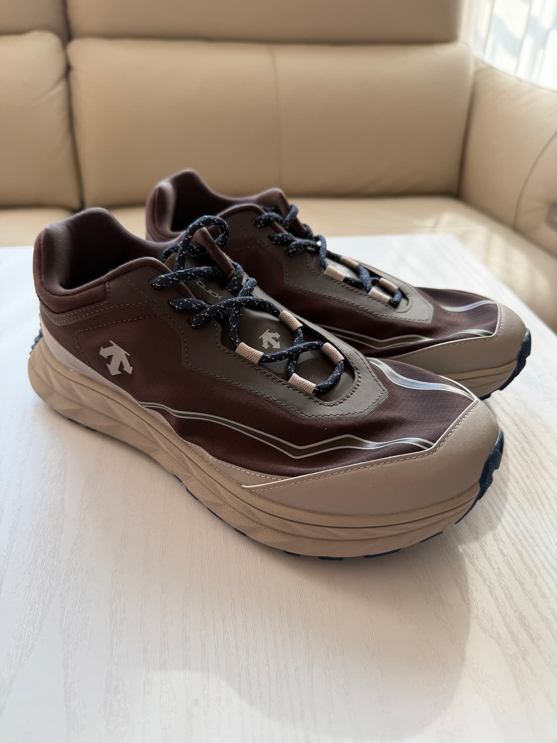 데상트 터레인디 딥브라운 상품이미지4