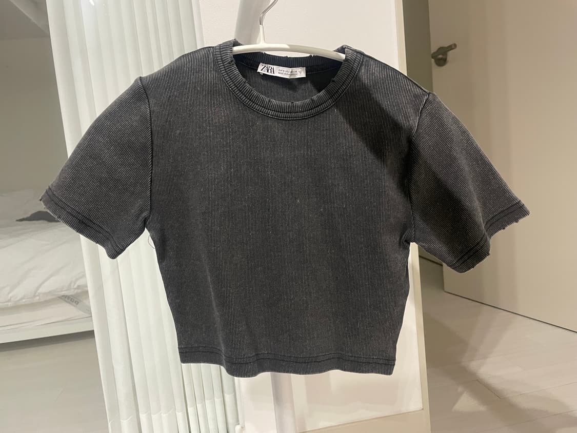 자라 크롭티 s 상품이미지1