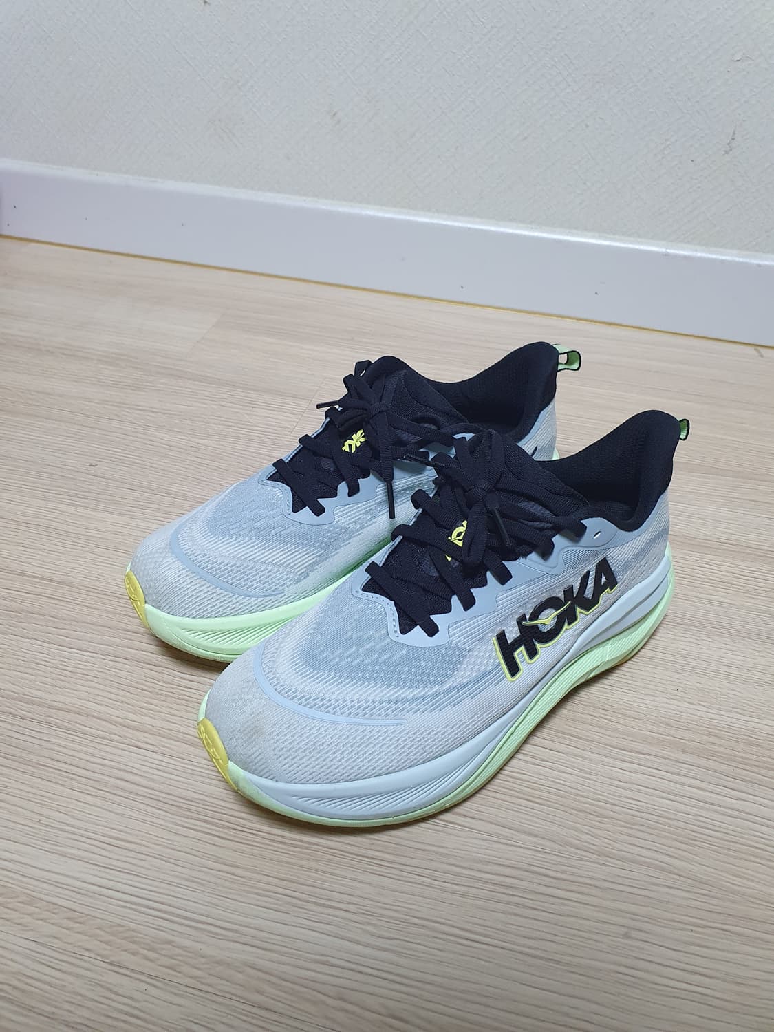 호카 스카이플로우 와이드 러닝화 265 상품이미지4