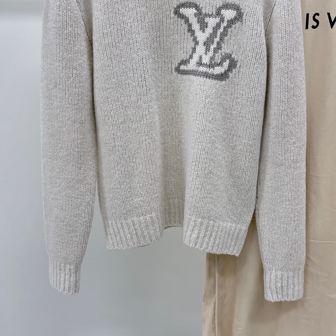 [S+급/S] 25FW 루이비통 LV 인타르시아 크루넥 니트 아이보리 상품이미지3