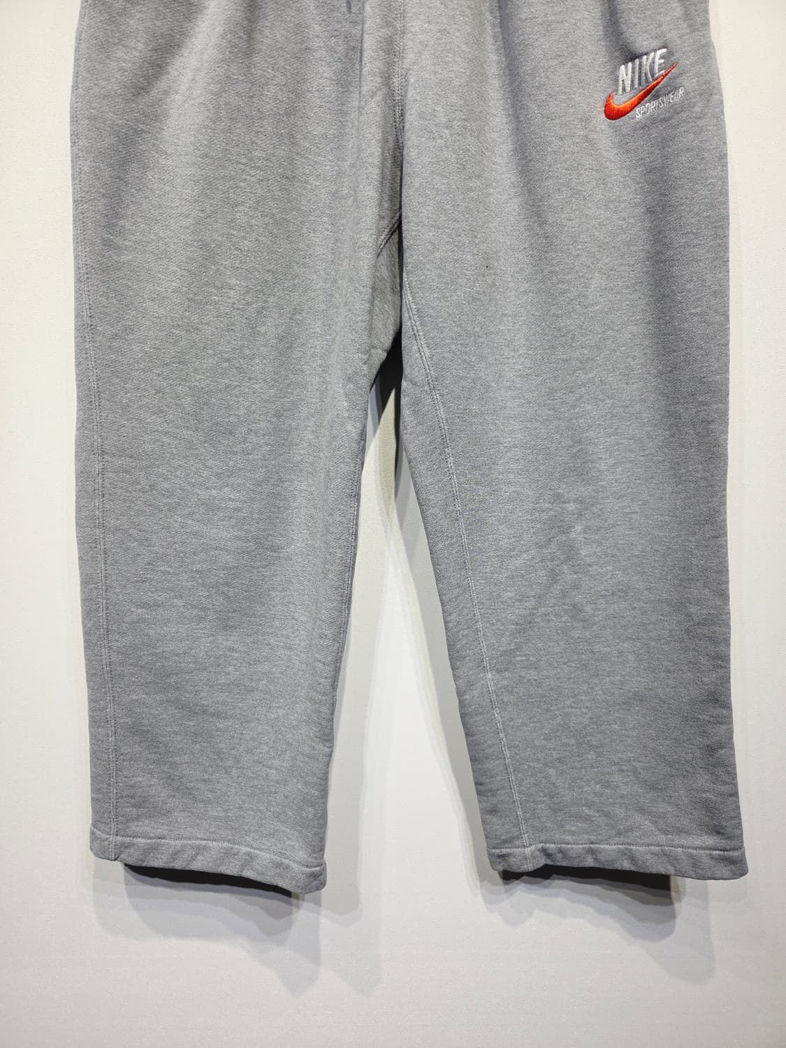 나이키 스포츠웨어 트렌드 스웨트팬츠 그레이 상품이미지4