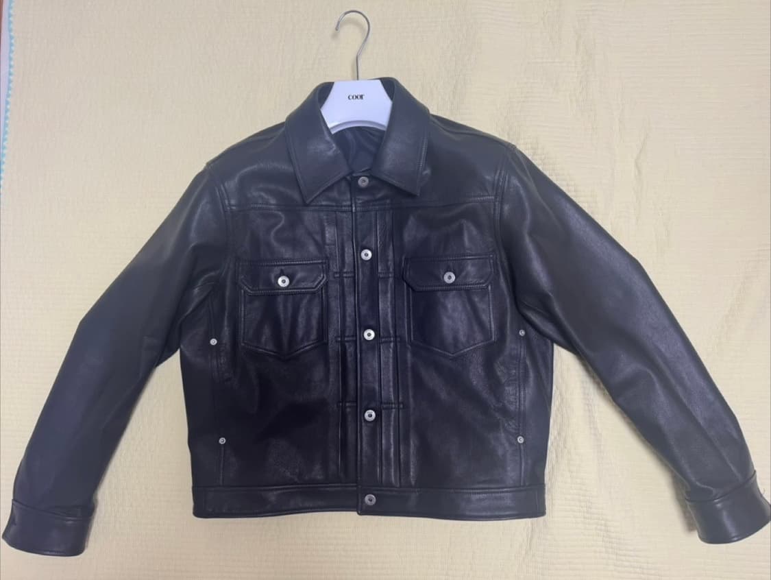 쿠어 고트스킨 포켓 트러커 자켓 판매 상품이미지2