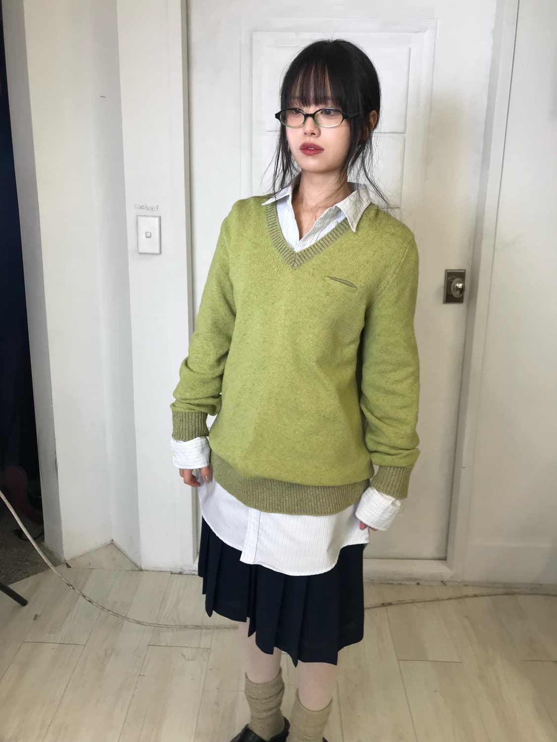 빈티지 올리브 v넥 니트 상품이미지4