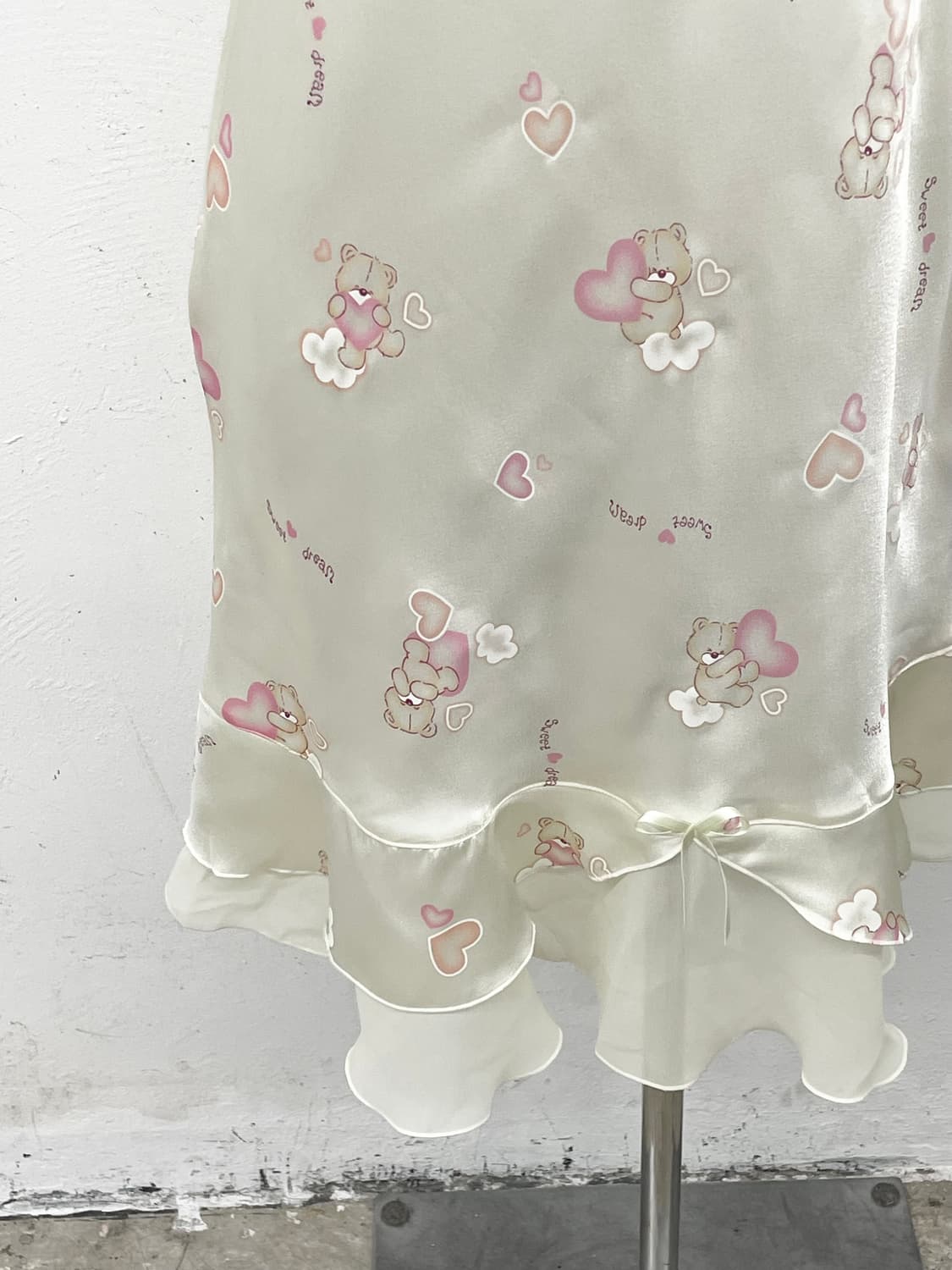 키치 베어 새틴 프릴 슬립 상품이미지3