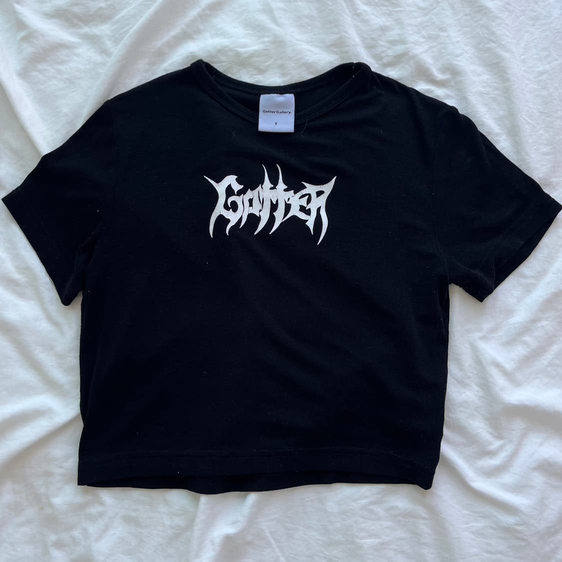 GotterGallery 블랙 크롭 숏슬리브 FREE 상품이미지1