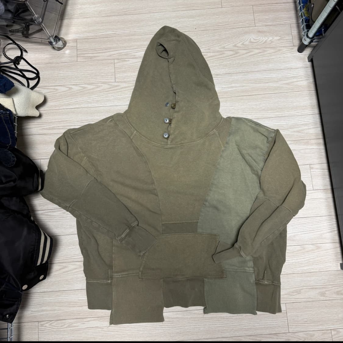 캐피탈 패치워크 후드티 상품이미지1