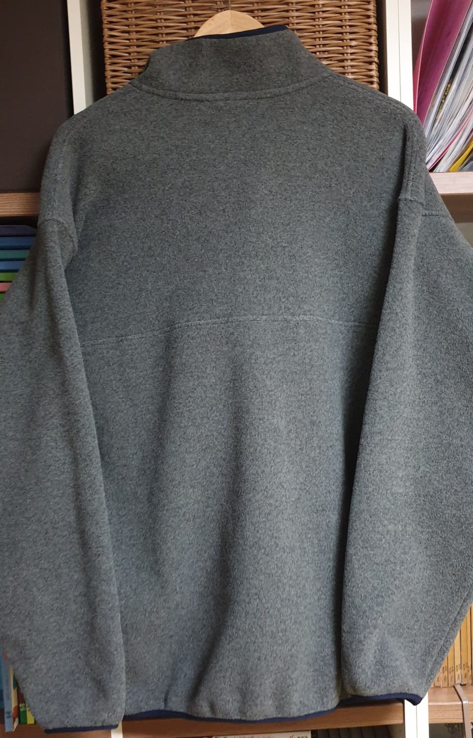 파타고니아 헤비웨이트 신칠라 풀오버 니켈 네이비 L
 상품이미지3