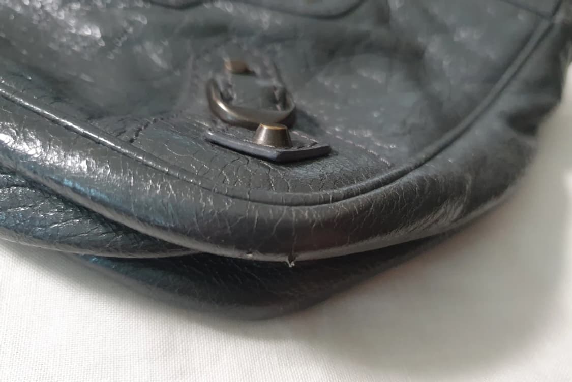 BALENCIAGA 발렌시아가 힙 크로스백 블랙 상품이미지6