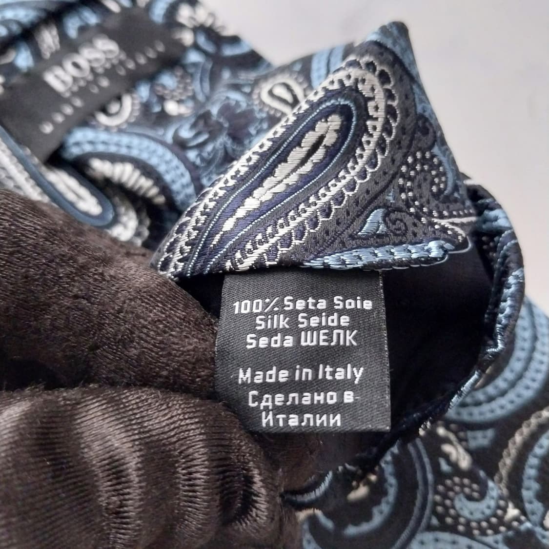 휴고보스 실크 네이비 페이즐리 넥타이 7.9cm A+등급 K1619
 상품이미지10