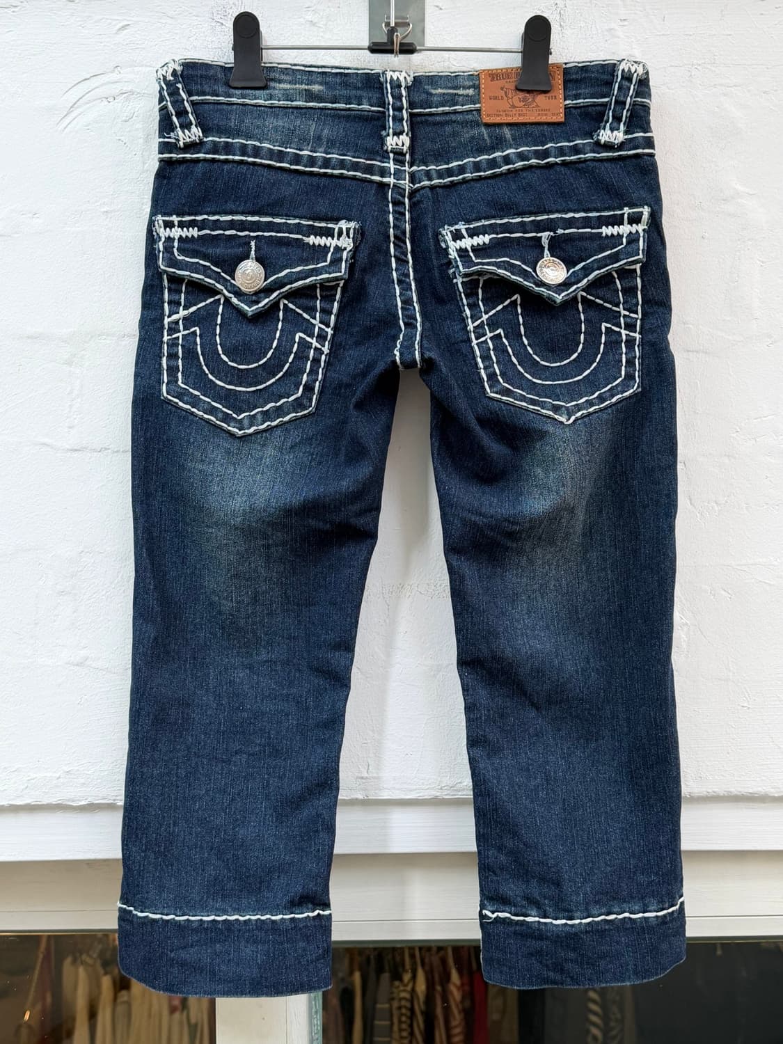 True Religion 스티치 로우라이즈 카프리 데님팬츠 27 상품이미지7