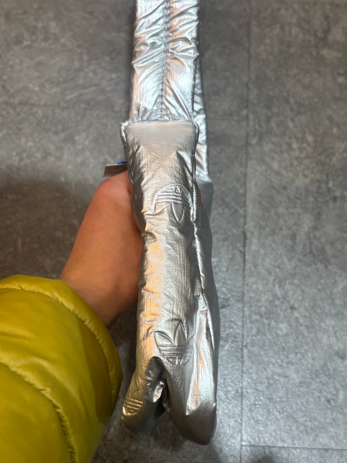 아디다스 퍼피 새틴 숄더백 가방 새상품 상품이미지6