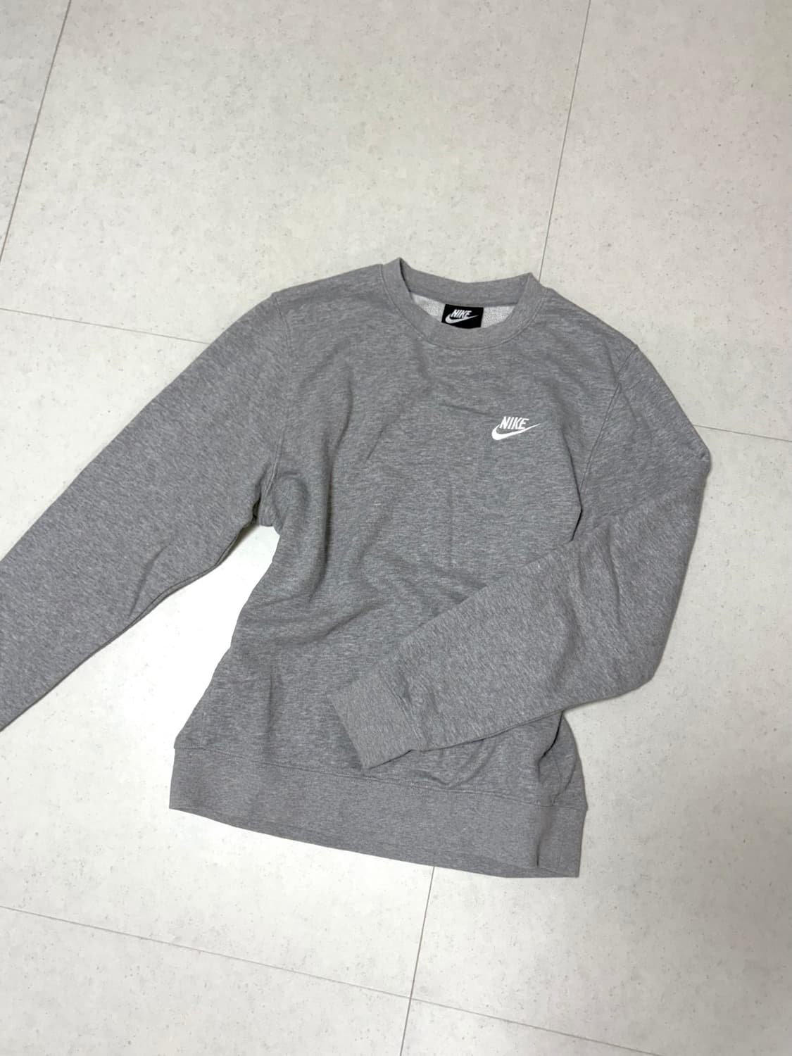 나이키 맨투맨 상품이미지1