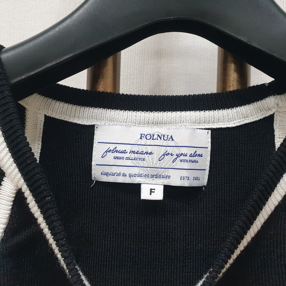 폴뉴아 홀터넥 슬리브리스 니트 F 상품이미지3