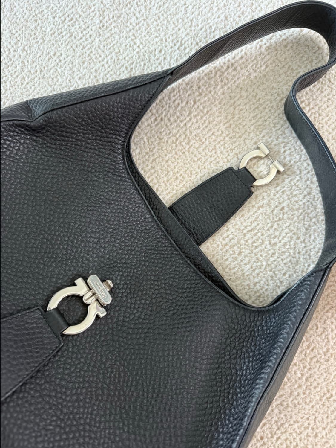 페라가모 호보백 상품이미지6