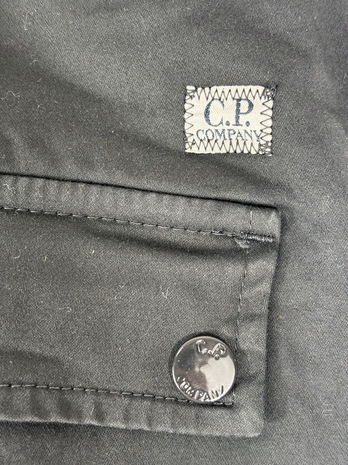 (새상품)CP컴퍼니 렌즈와펜 카고팬츠 블랙 50 상품이미지9