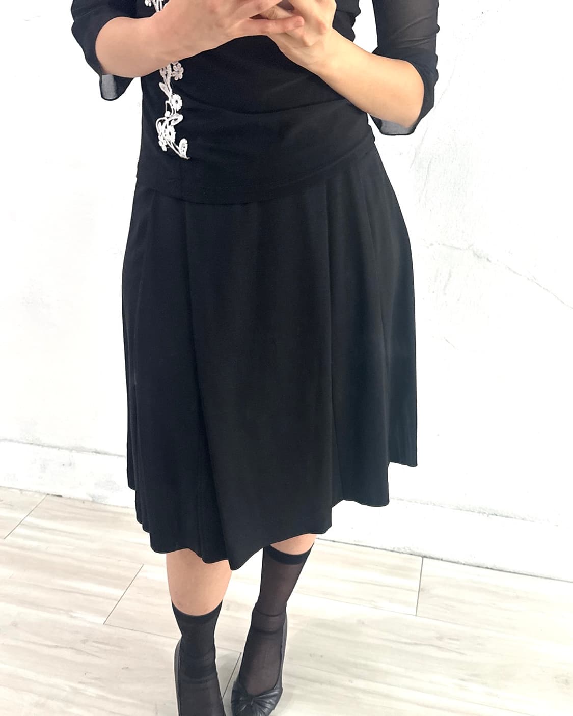 Black Minimal Flare Midi Skirt 상품이미지3