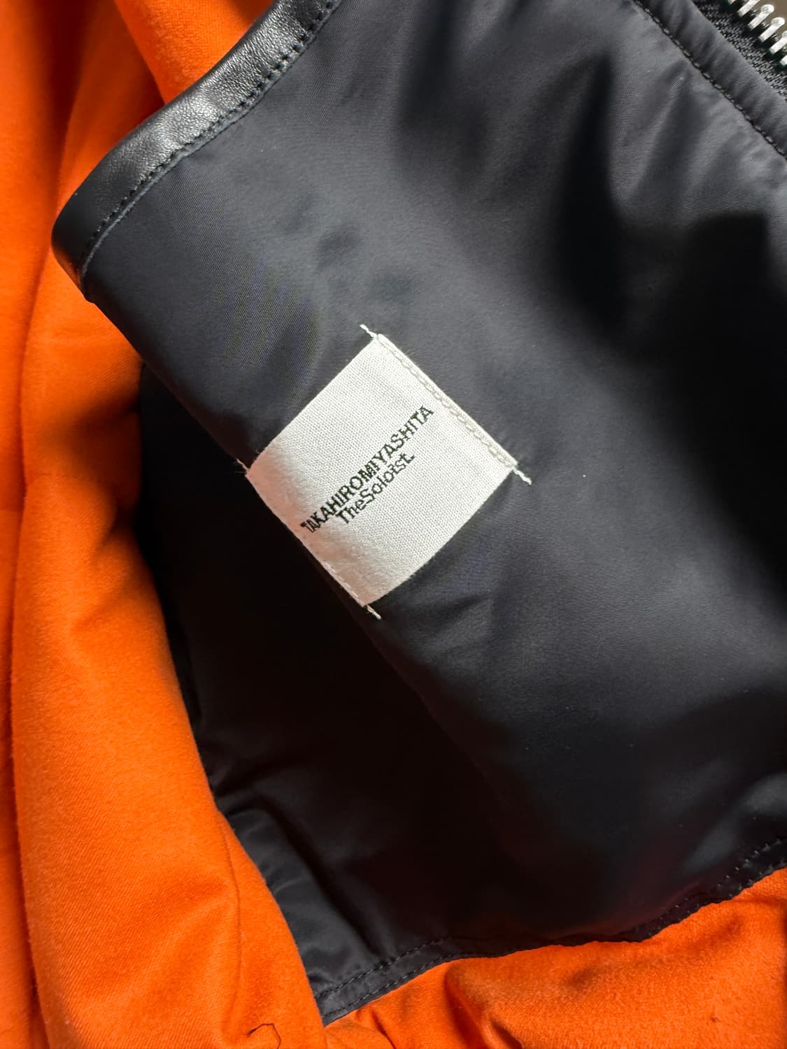 [44] 솔로이스트 이중봄버 검검 에크루 상품이미지3