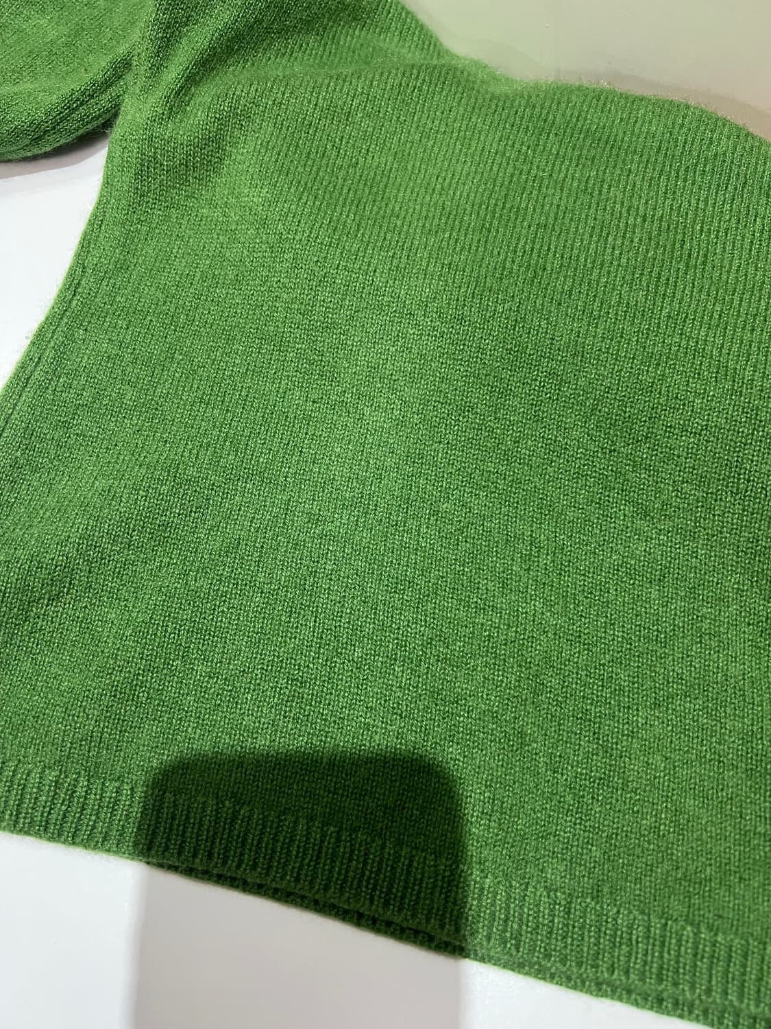 로로피아나 v넥 캐시미어 니트 상품이미지4