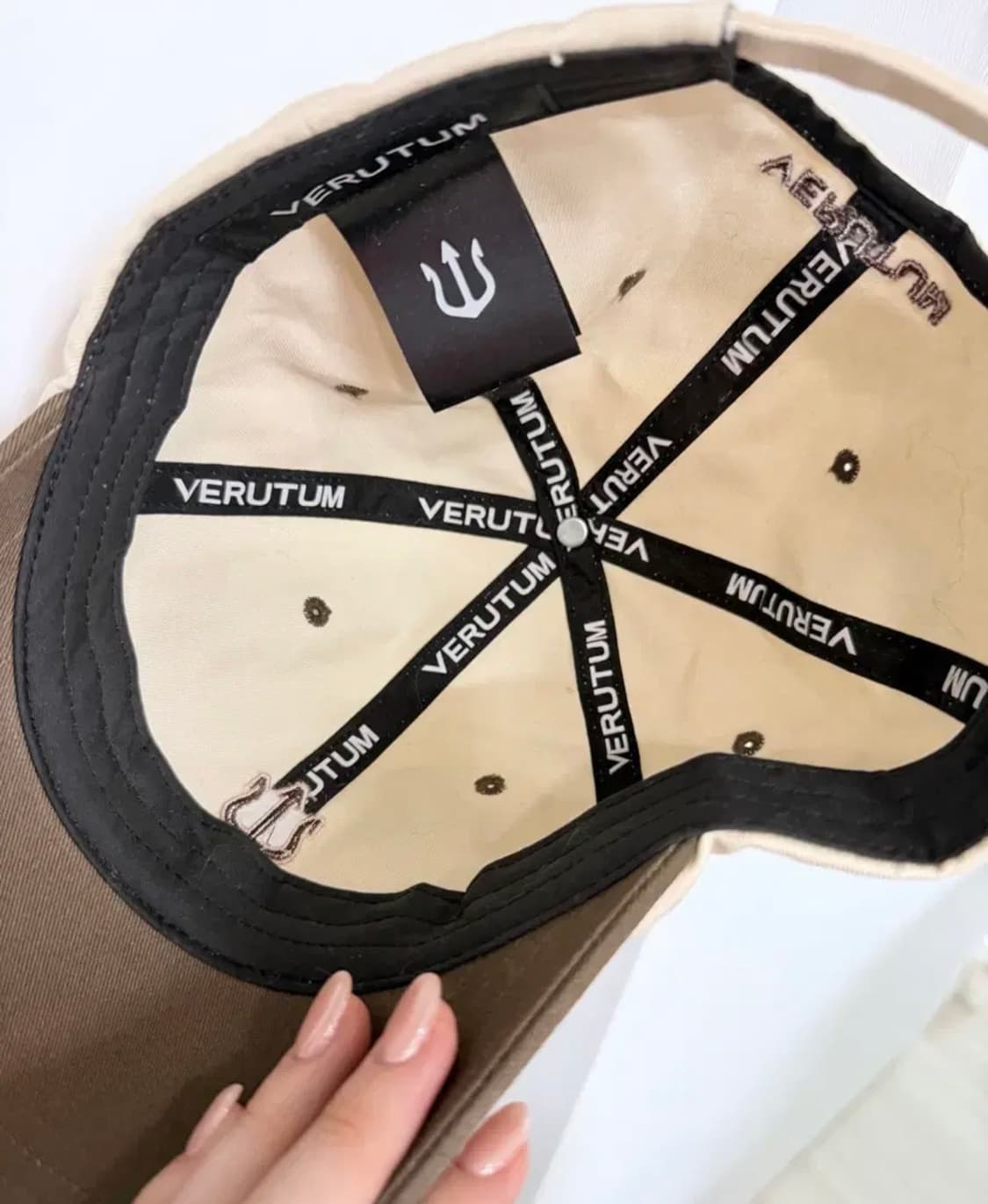 새상품 베루툼 배색 캡모자 상품이미지2