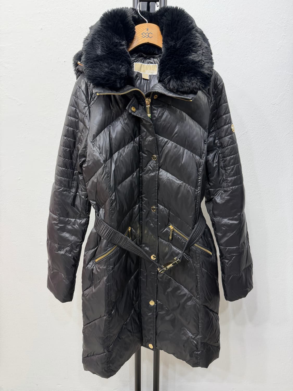 정품) 마이클코어스 금장 퍼 패딩 S 상품이미지1
