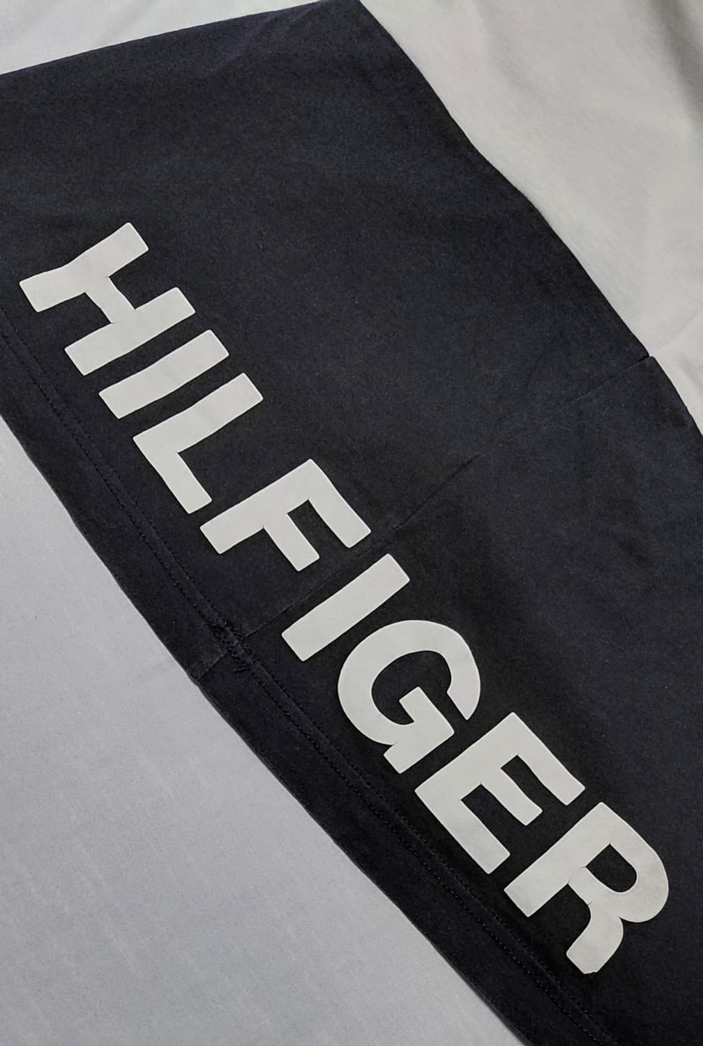 타미힐피거 빅 로고 배색 반팔 티셔츠 (L사이즈/상태 우수) 상품이미지10