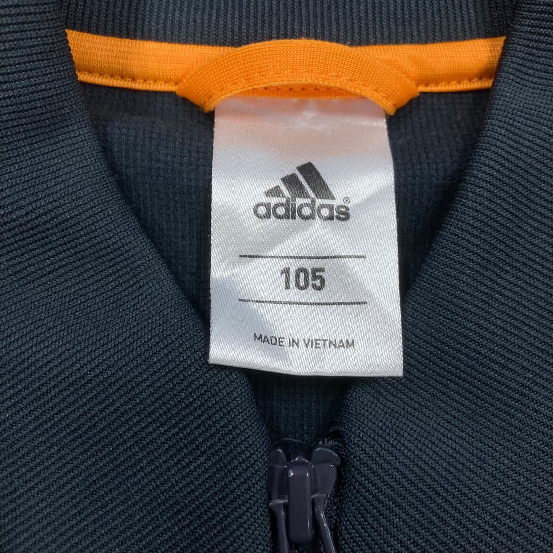 아디다스 차콜 컬러 레알 마드리드 트랙탑 져지 상품이미지4