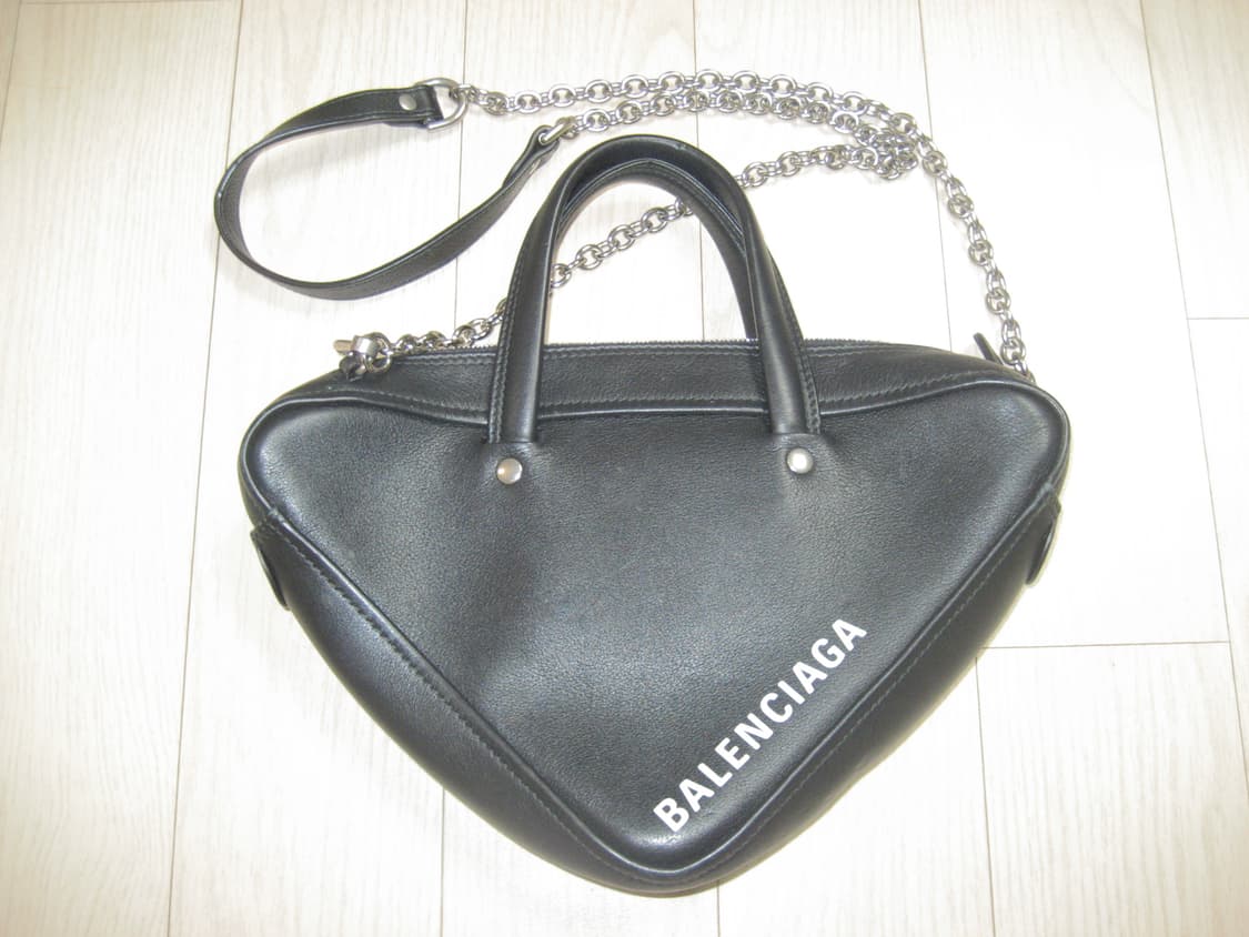 발렌시아가 트라이앵글 더플백 상품이미지1