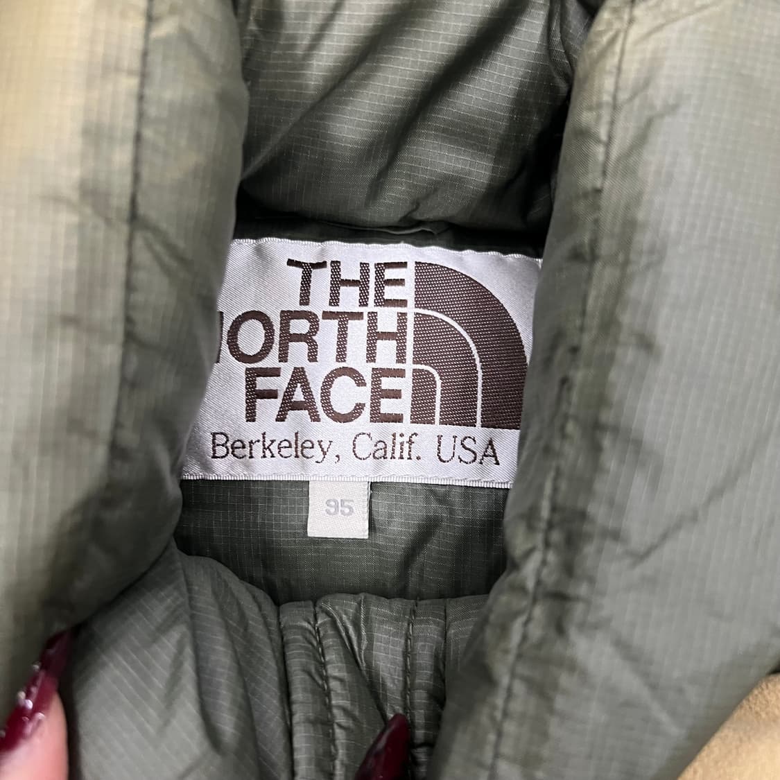 노스페이스 카키 조끼패딩 95 상품이미지3