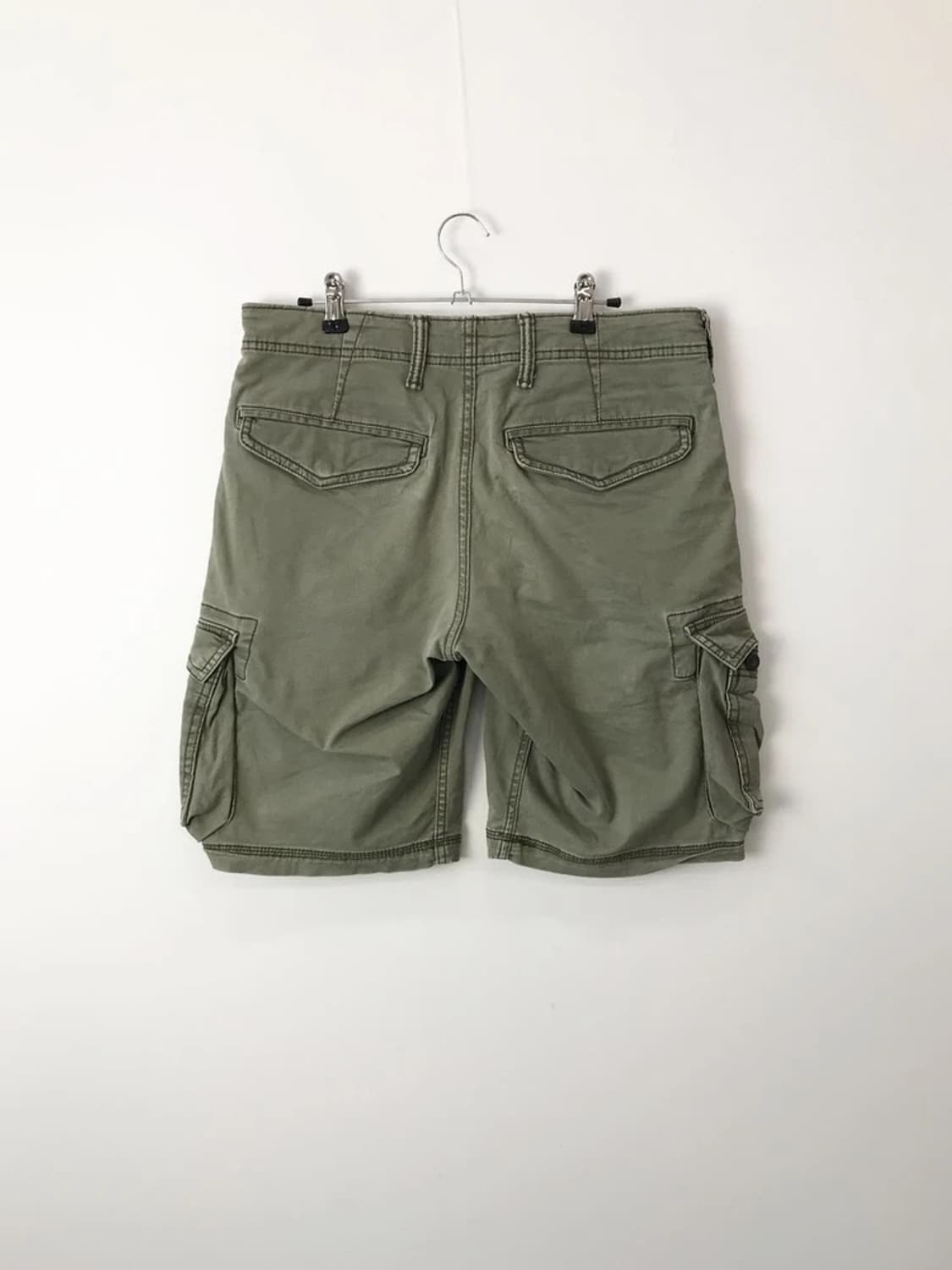 GAP Olive Cargo Bermuda Shorts 상품이미지5