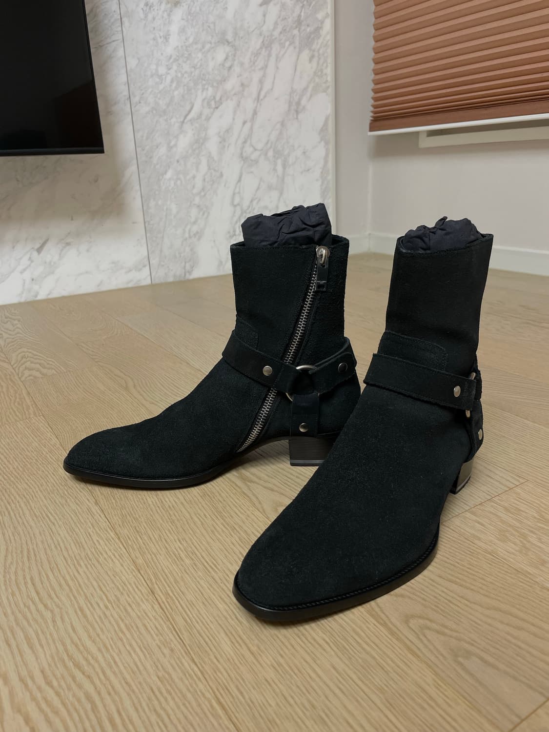 생로랑 13fw 하네스 스웨이드 부츠 42사이즈 팝니다 상품이미지2