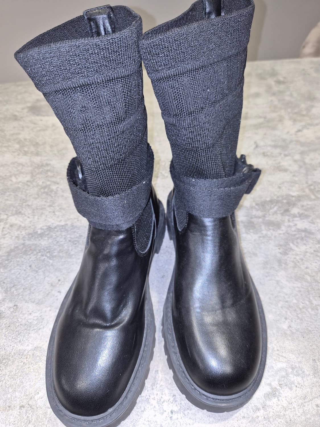 Dior 블랙 앵클 부츠 상품이미지1