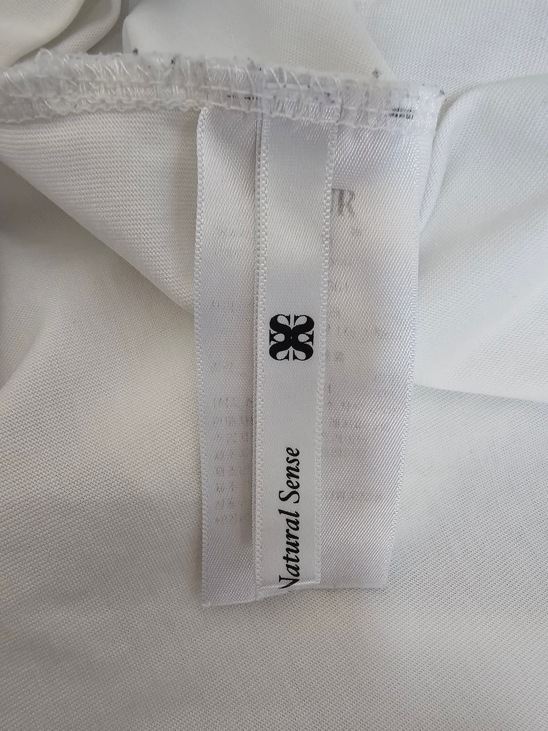 SATUR 세터 스몰로고 반팔티셔츠 L 상품이미지4