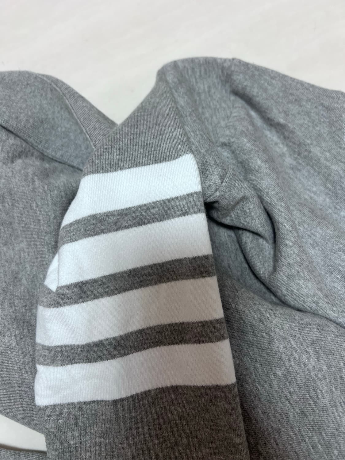 톰브라운 스웻셔츠 맨투맨 상품이미지2