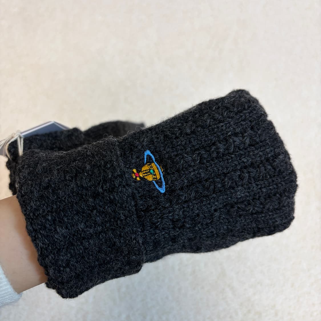 비비안웨스트우드 알파카 아웃 핑거 장갑 상품이미지6