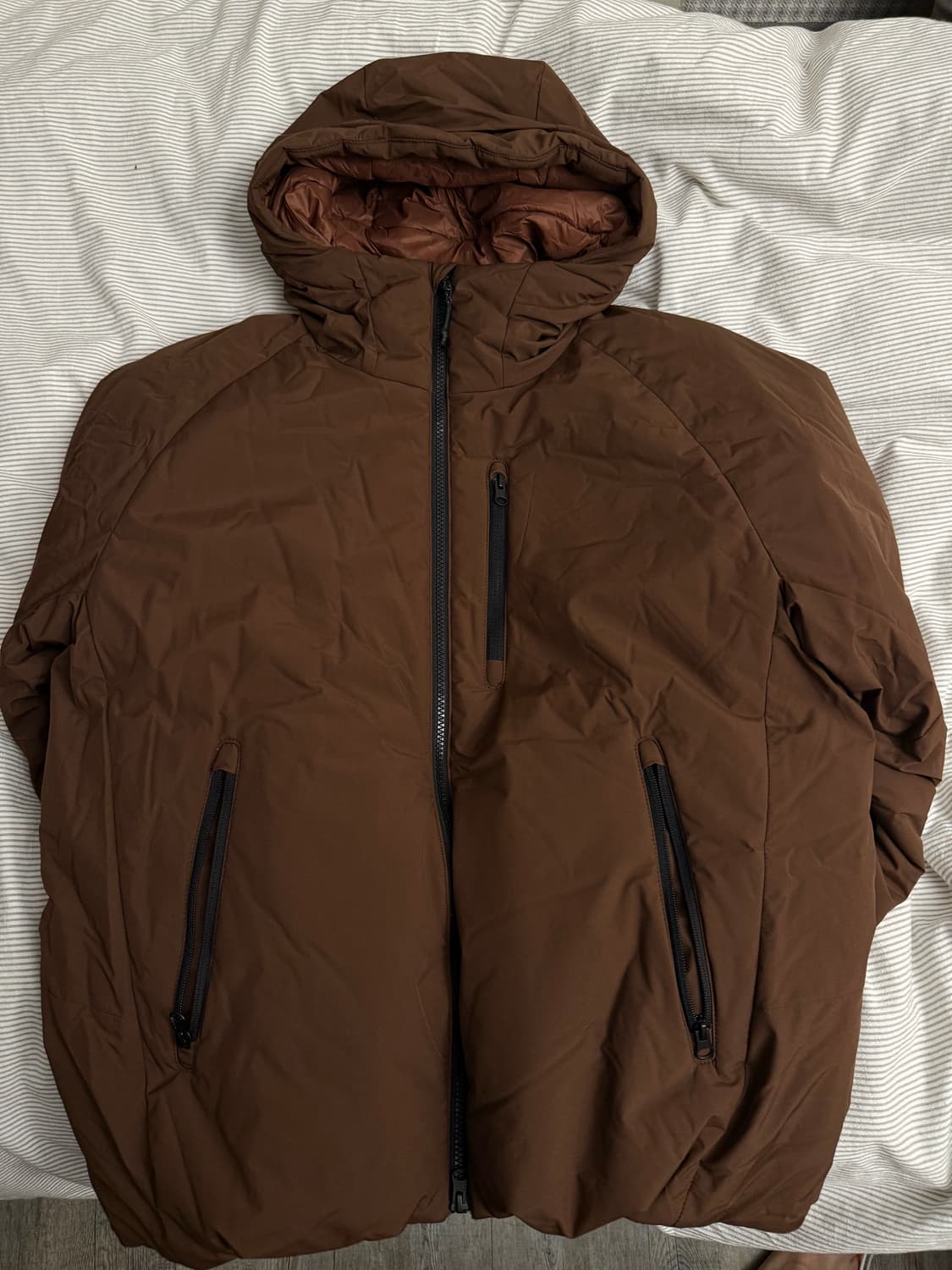 무신사 스탠다드 코어 익스트림 패딩자켓 브라운 L 상품이미지1