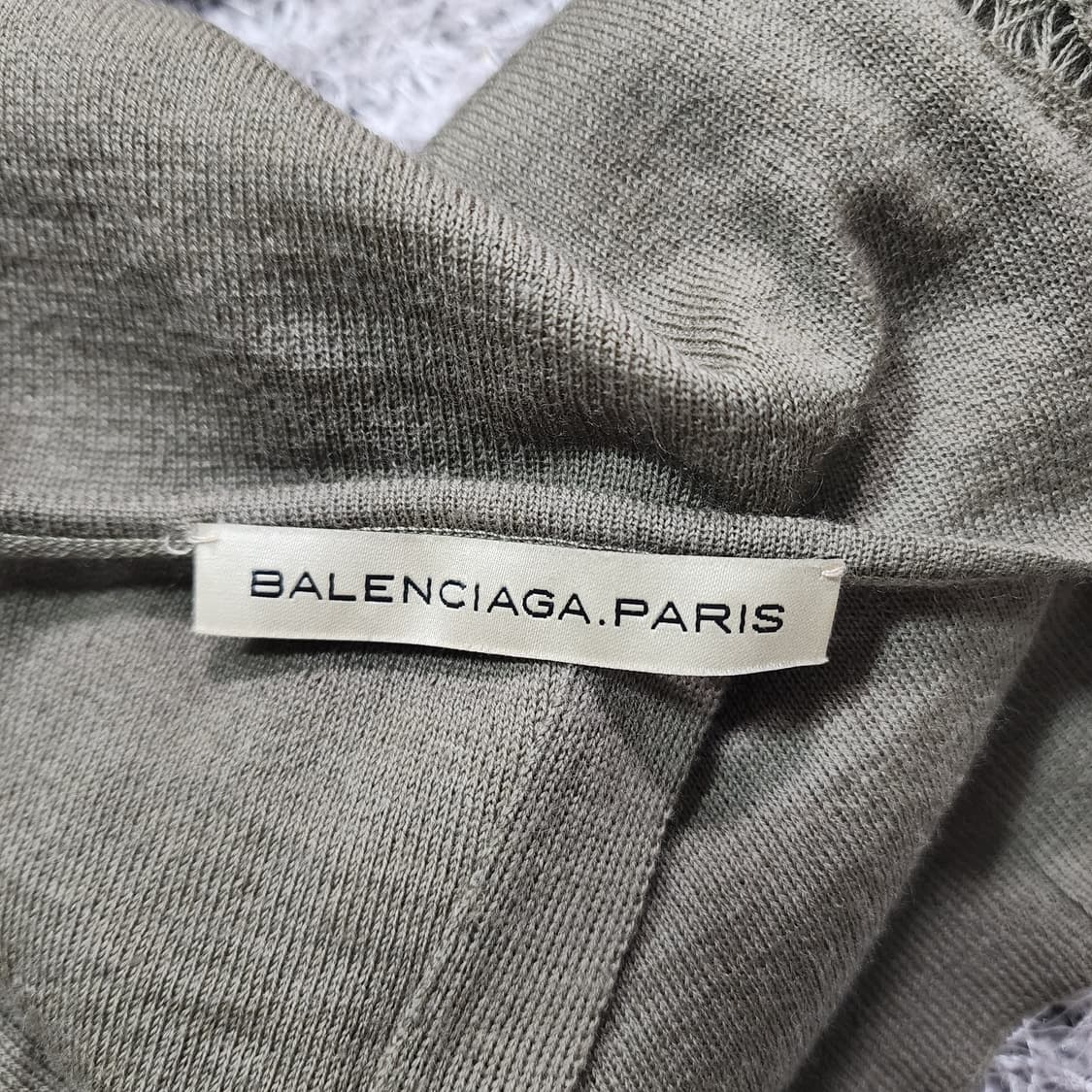 발렌시아가 니트 가디건 36 상품이미지6