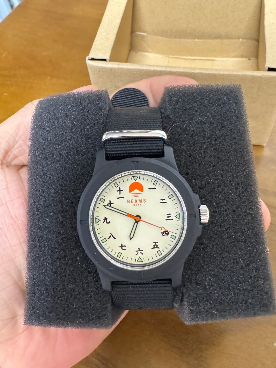빔즈 시계 상품이미지1