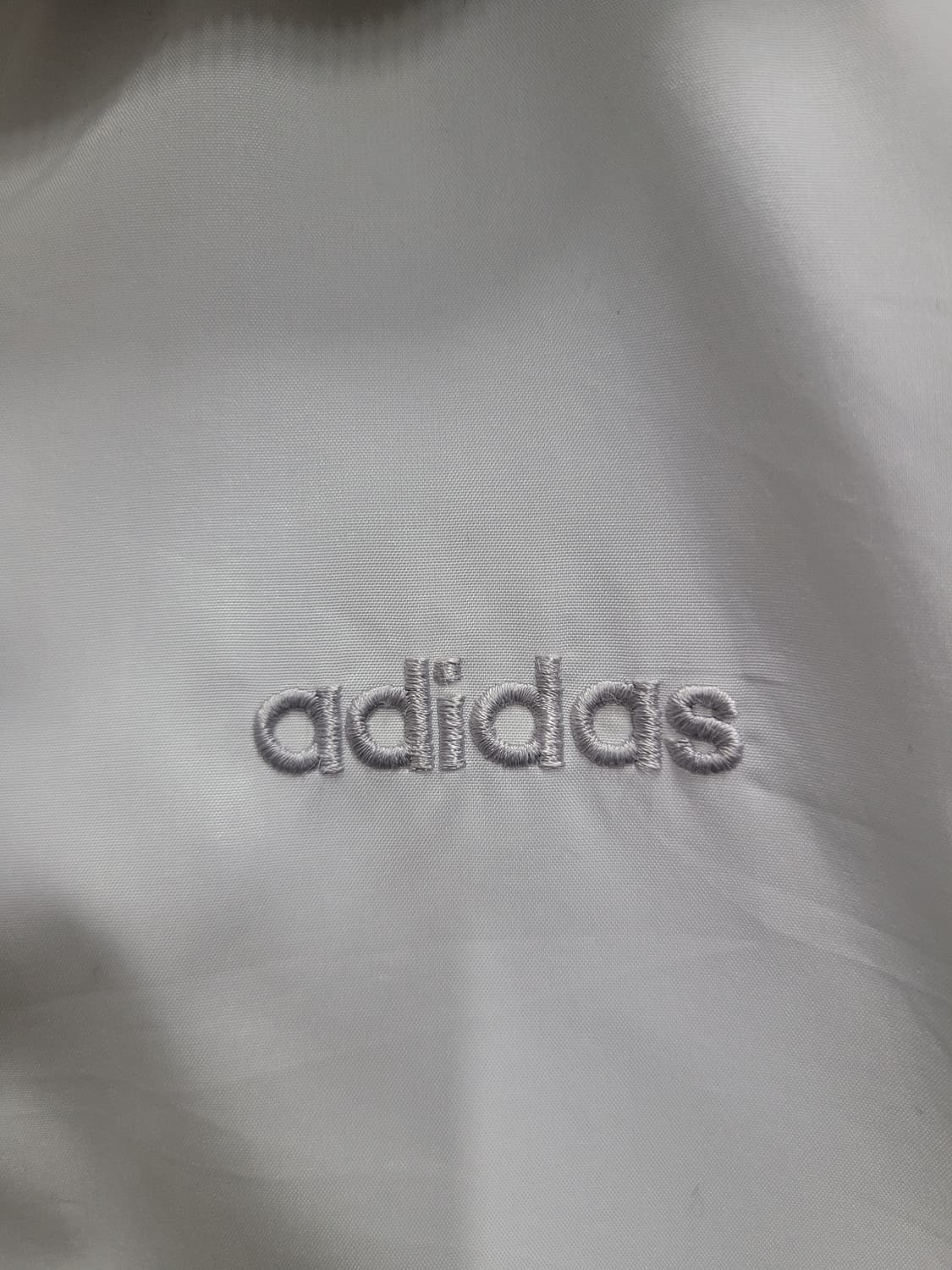 아디다스 올드스쿨 레터링 화이트 그레이 바람막이 집업자켓 상품이미지3