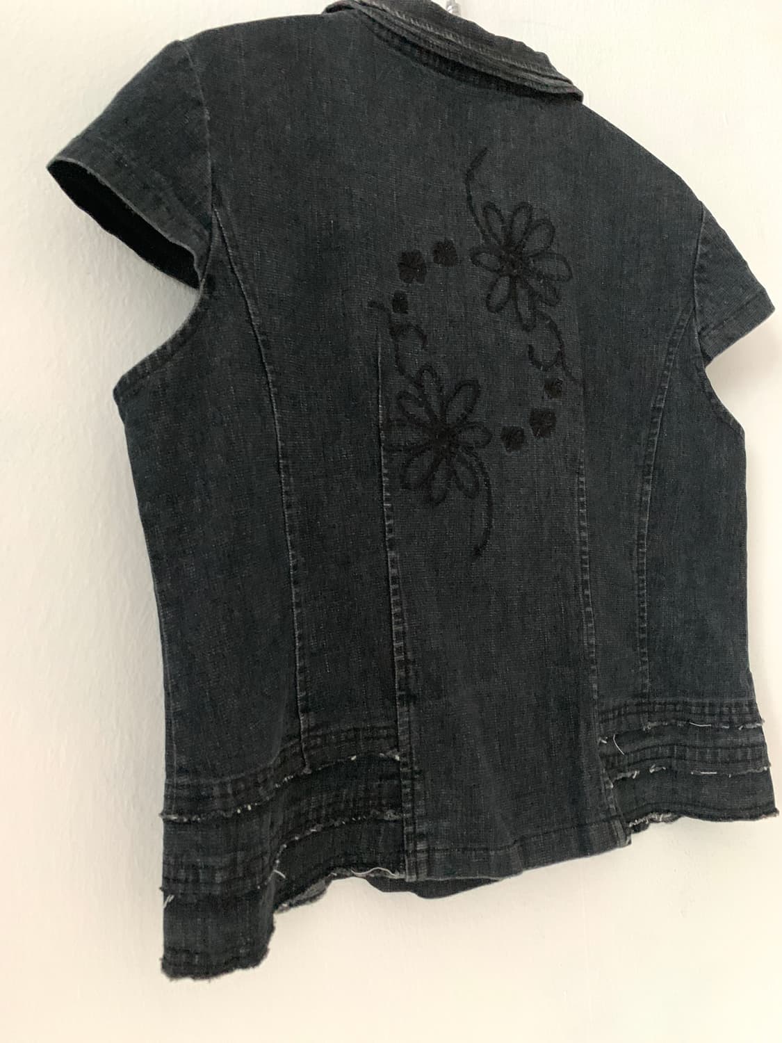 Crochet Detail Dark Wash Denim Vest 상품이미지9