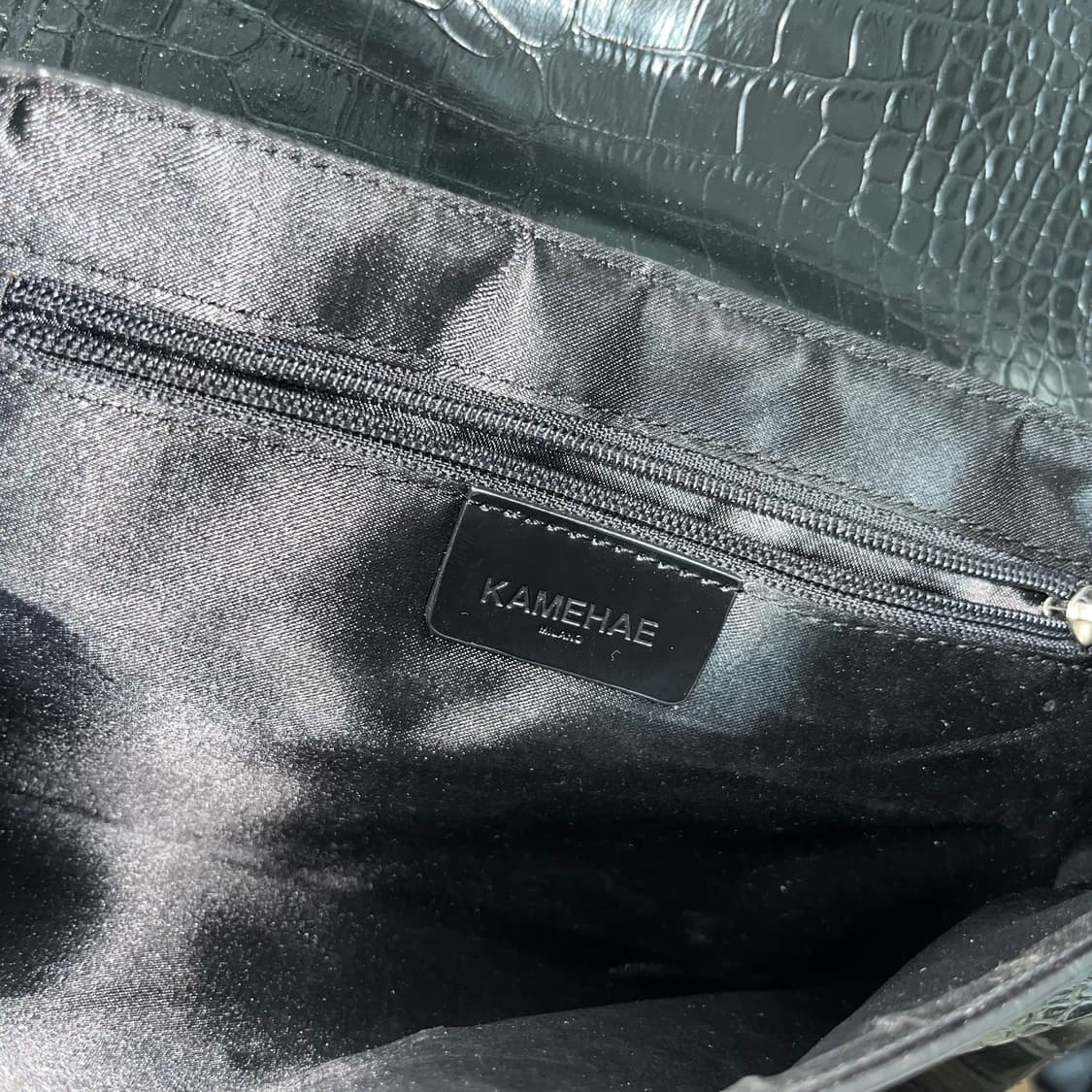 블랙 글로시 파에톤 숄더백 상품이미지5