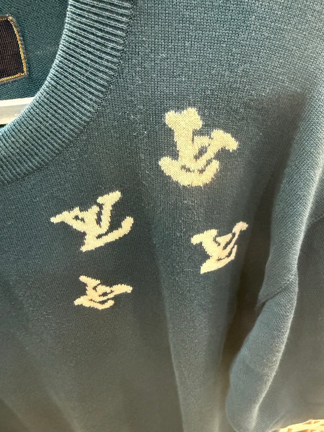 105-110 정품 루이비통 트럼펫 니트 팝니다 상품이미지3